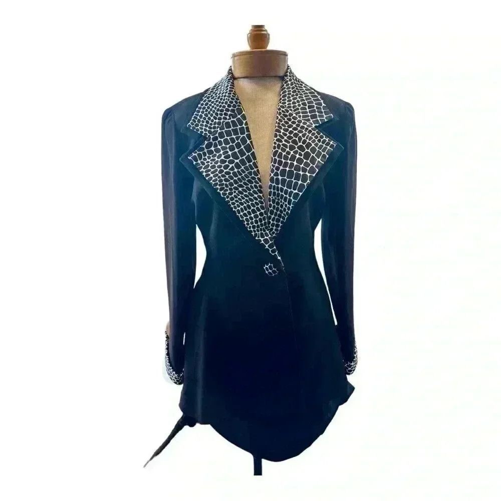 Black Blazer with Contrast Croc-Print Lapel - Picture 2 of 8